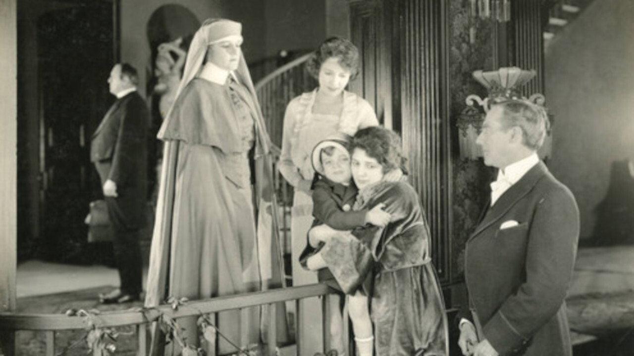 The Mask 1921 movie scene