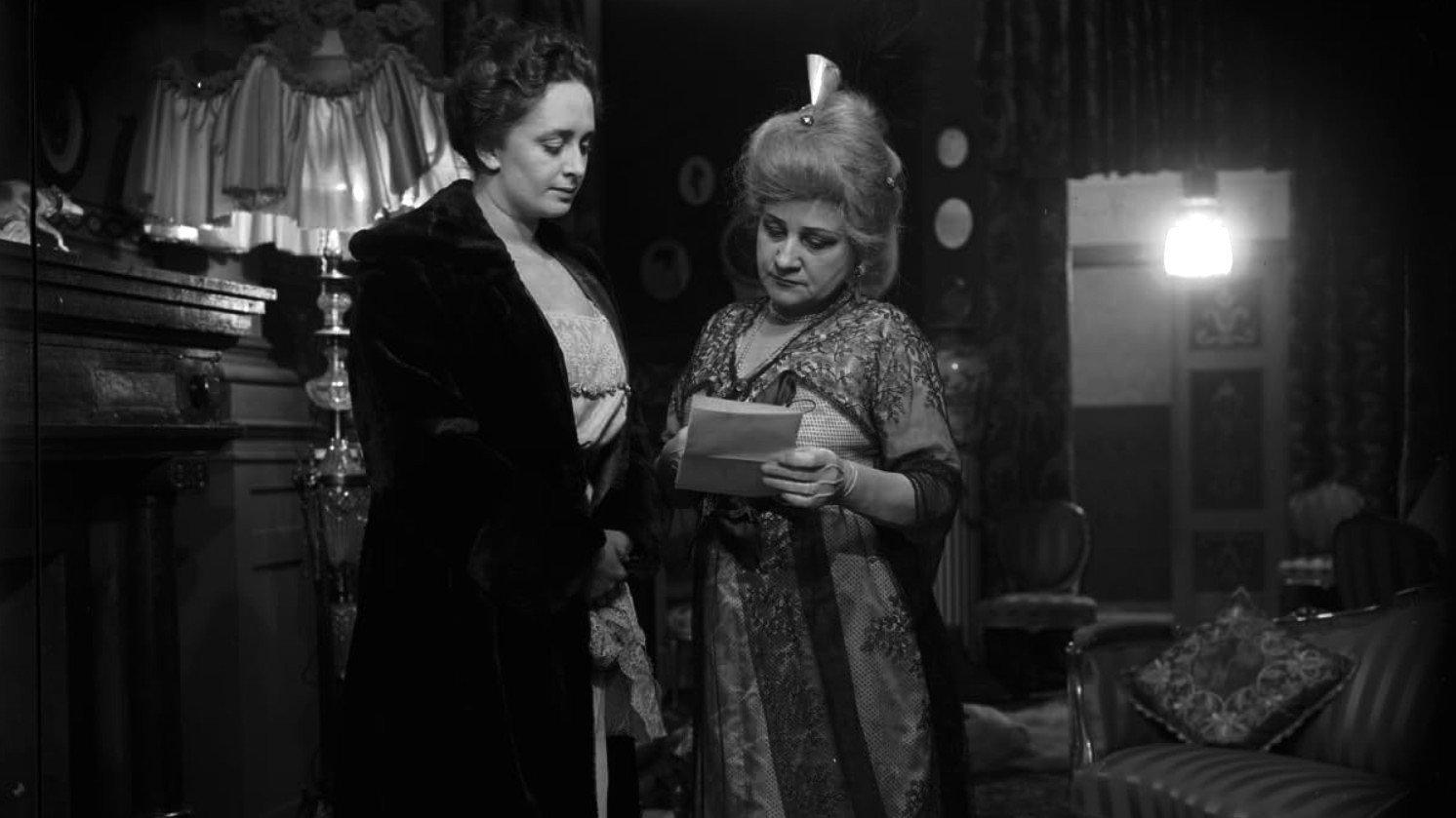 The Governor's Daughters 1915 movie scene