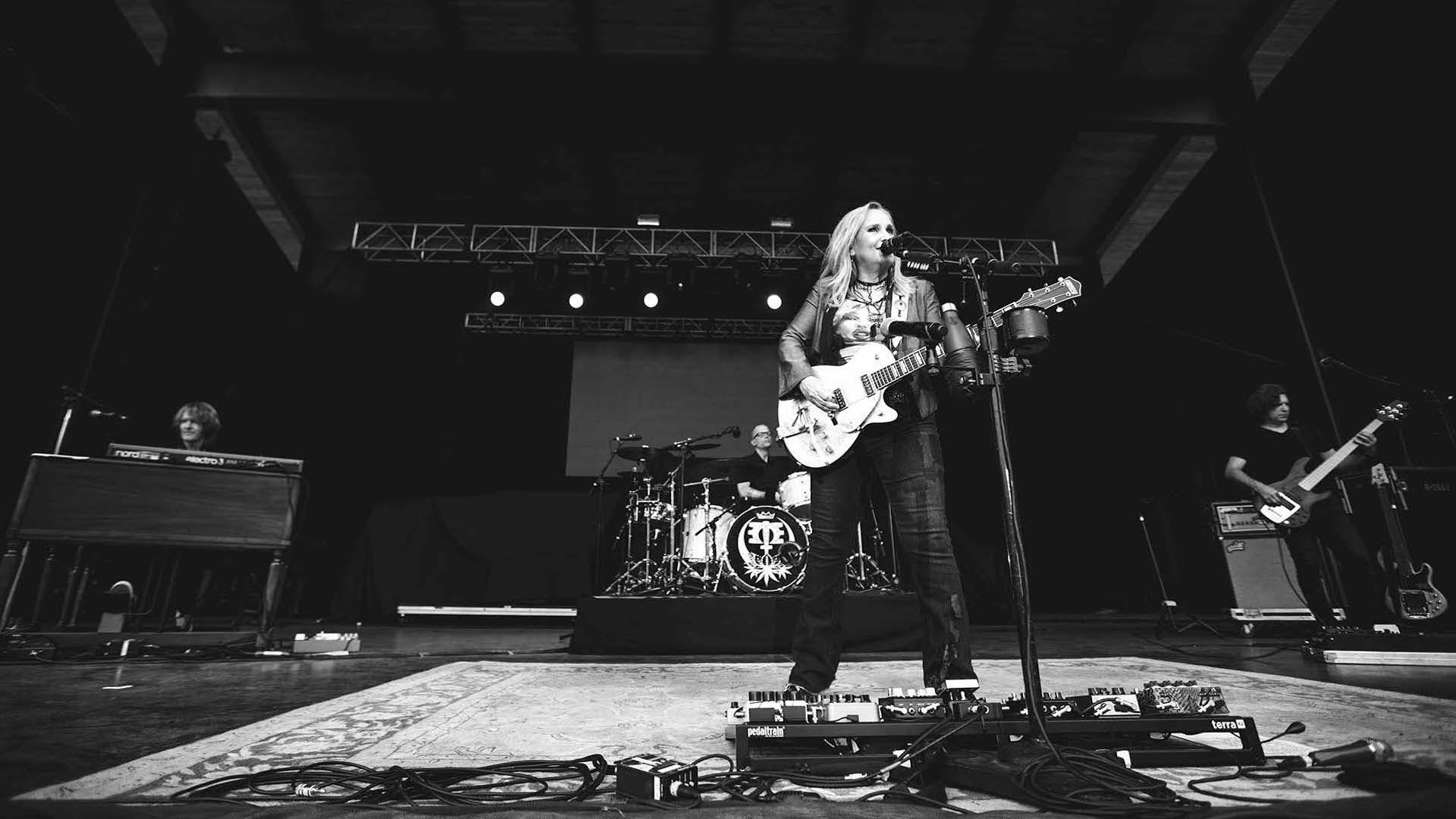 Melissa Etheridge - Lucky Live 2004 movie scene