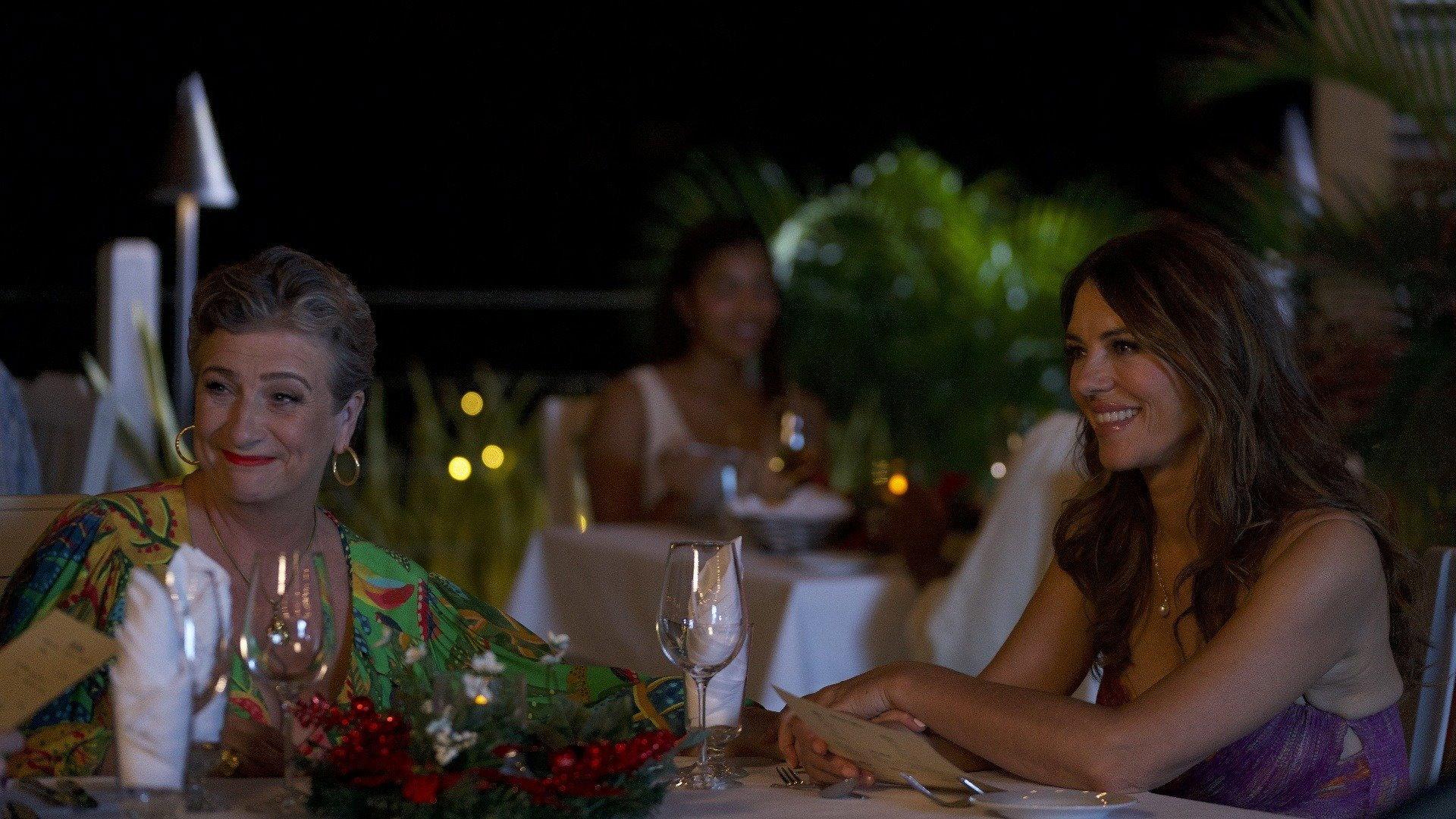 Christmas in the Caribbean 2022 movie scene