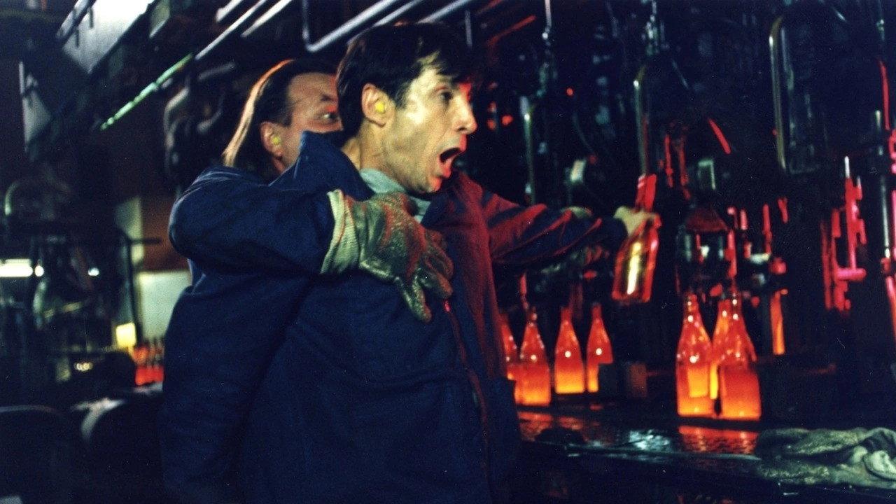 Night Shift 2001 movie scene