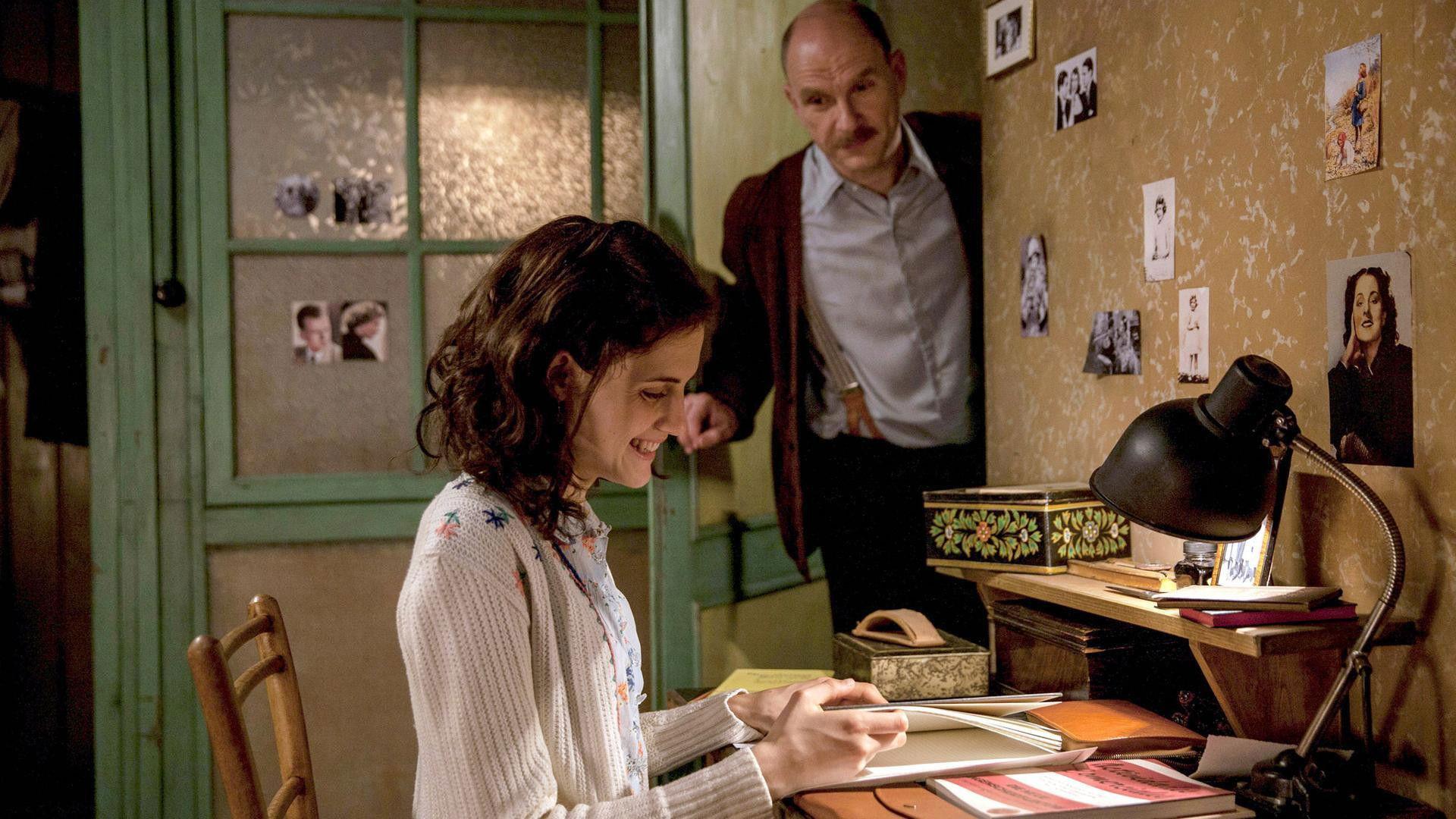 Meine Tochter Anne Frank 2015 movie scene