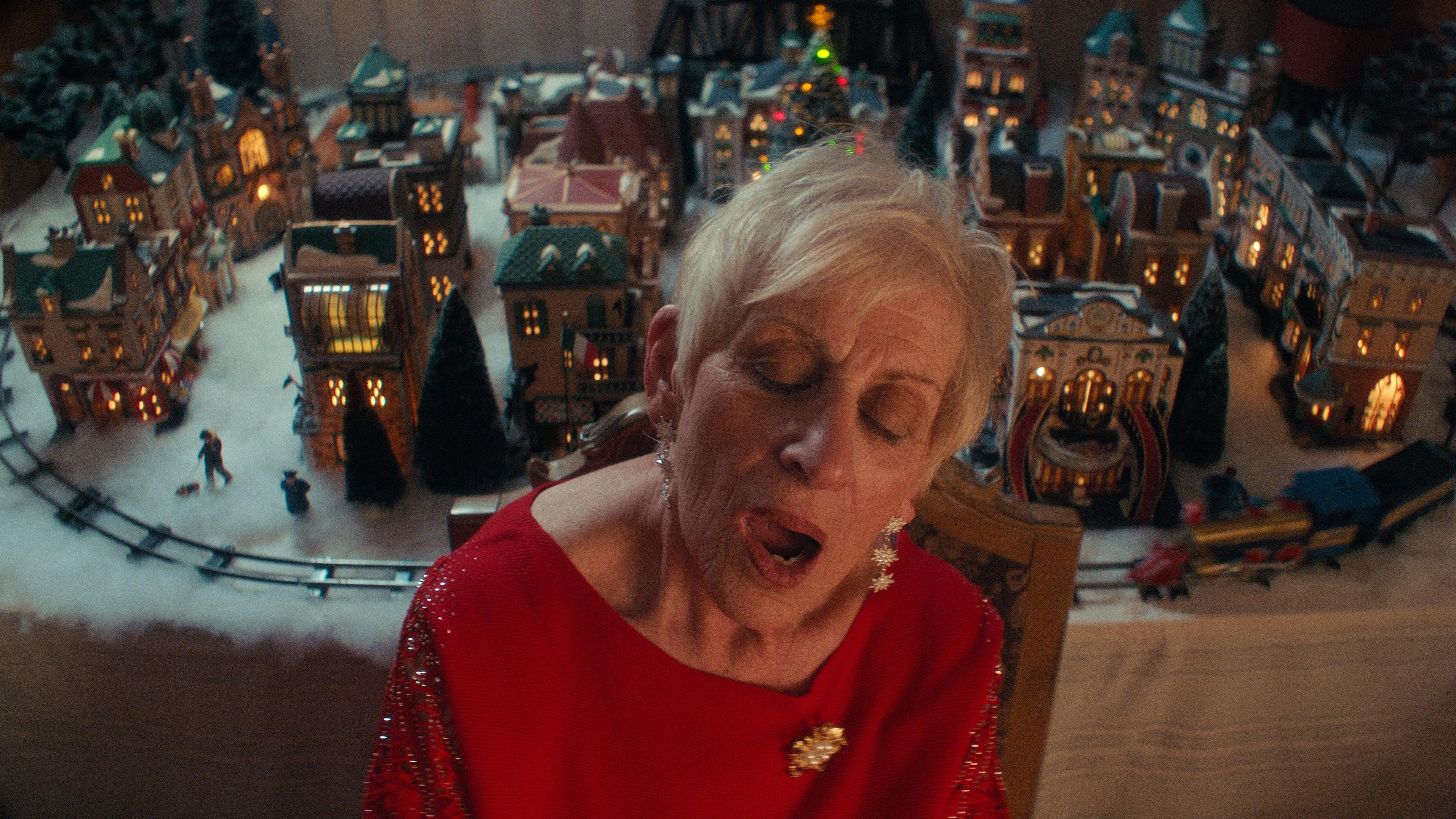 Christmas Eve in Miller's Point 2024 movie scene