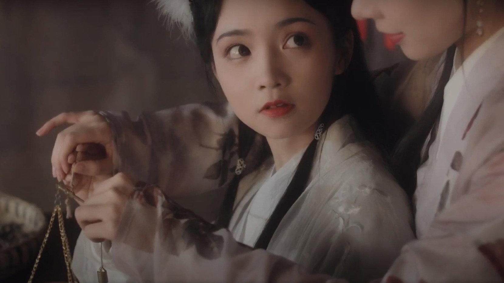 The Female Doctor and The Rabbit Spirit 2020 movie scene
