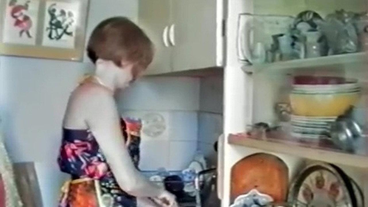 Aria with Bells 1991 movie scene