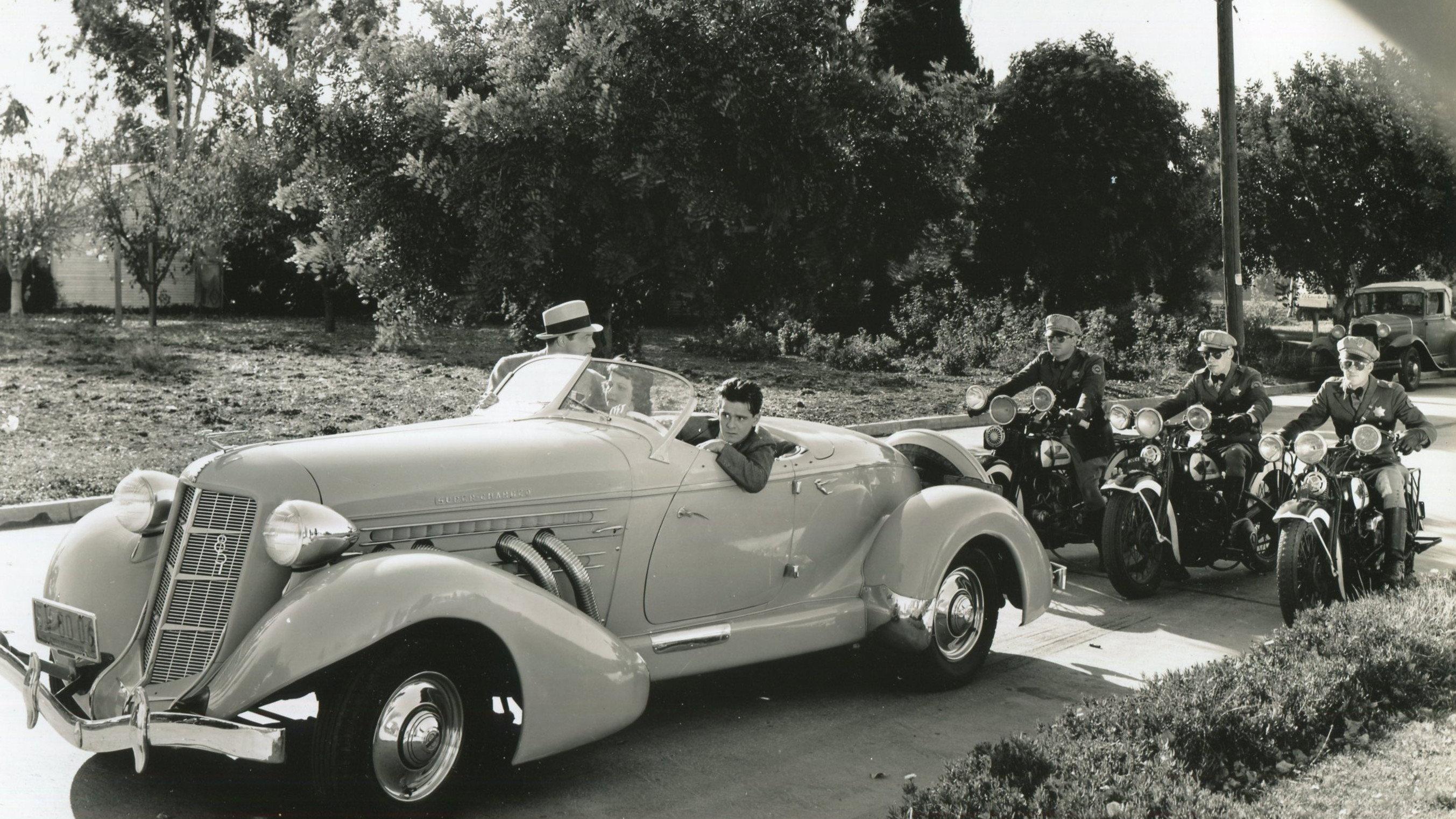 Headline Crasher 1937 movie scene