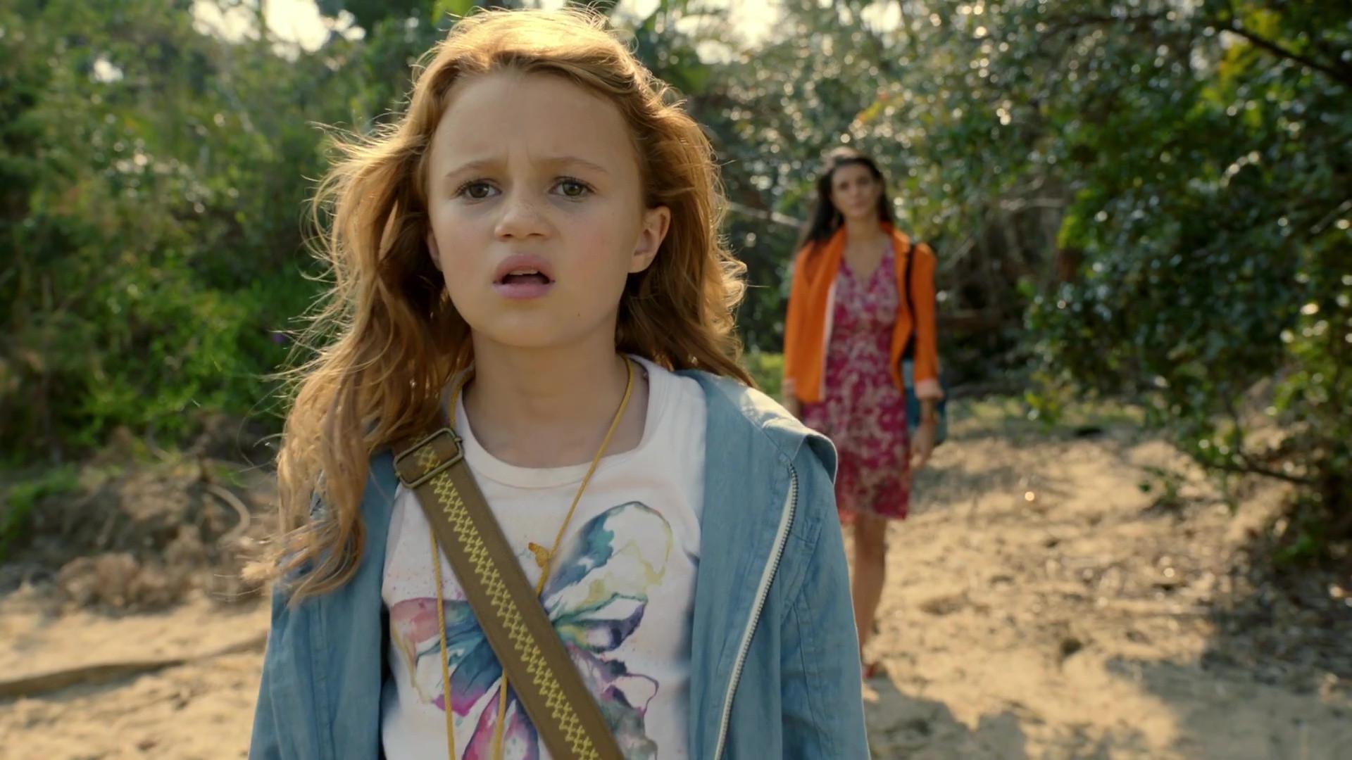 An American Girl: Lea to the Rescue 2016 movie scene