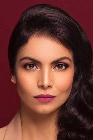 Zineb Obeid as Samira in Homeland 2013