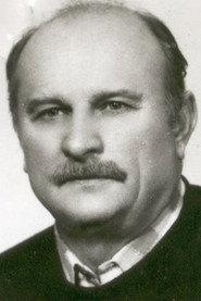 Tadeusz Skorulski as Radiologist in Sara's House 1987