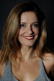 Antoniela Canto as Mendiga / Apresentadora de Jornal (voice) in Tito and the Birds 2019