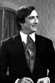 Gaby (Gabriel Aragón) as El mismo in Los padrinos 1973