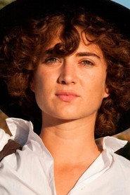 Patricia Torres as Esther in Brothers-In-Law 2021