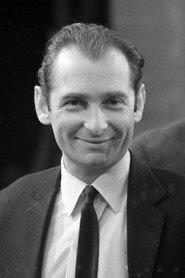 Julian Dziedzina as Gestapo Officer (uncredited) in Con bravura 1972