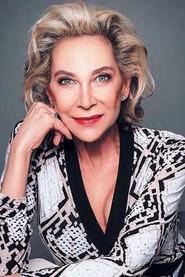 Brümilda van Rensburg as Lizzie in The Power of Three 2011