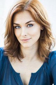 Anne-Julie Proulx as Alice in L'Albero 2023