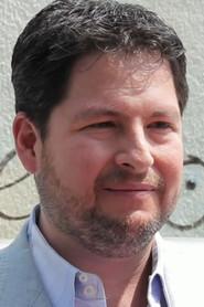 Víctor Miranda as Comandante in Noche de copas 2015
