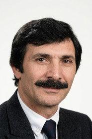 Yunus Yılmaz as Damat in Kader Unuttu Beni 1971