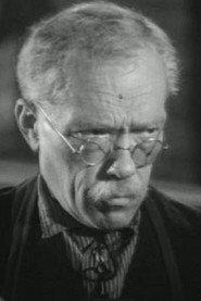 Boris Poslavsky as Koreshkov in The Black Sail 1929
