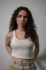Luisa Aguilar as Chica 1 in Moiras 2025