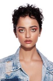 Anjali Sivaraman as Amrita Sher-Gil in Amri