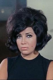 Malú Reyes as Ana in La muerte en bikini 1967