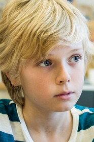 Topi Tarvainen as Eelis in Homebreaker 2015
