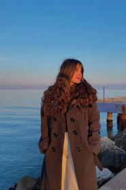Julia Pettenello as élève 2 in Sable Froid 2026