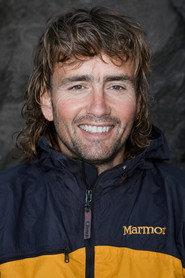 Iñaki Ochoa de Olza as Self in Superhombre 2019