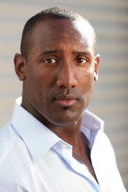 Quentin Earl Darrington as Joe Jackson / Rob in MJ - The Musical 2022