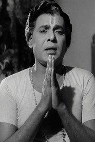S. V. Subbaiah as Vadivel Ambal in Annakili 1976