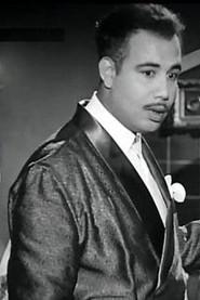 Ahmed Tharwat as Farouk, a cabaret employee in Alforsan Althalatha 1962