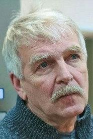 Vladimir Nikitin as Dugin in Attention, All Posts! 1985