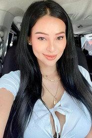 Sunshine Guimary as Liwayway in Shoot Shoot! Di Ko Siya Titigilan! 2021