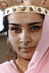 Guzal Khamrayeva as Princess Parizad in Semurg 1972