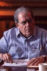 Augusto Feria as Juez in Duele Decidir 2024