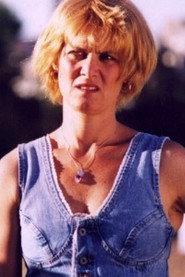 Lisa Becker as Convidado 1 in Temporal 1984