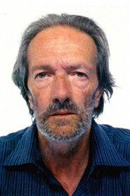 Giorgio Carminati as Luciano in So che c'è un uomo 2009