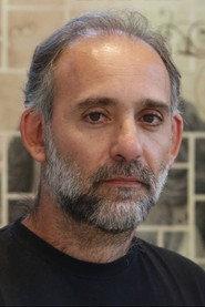 Marcelo Lazzaratto as Otávio in Restless Love 2016