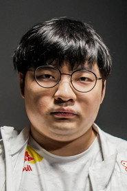 Cho Geon-hee as Self in DRX - The Rise 2023