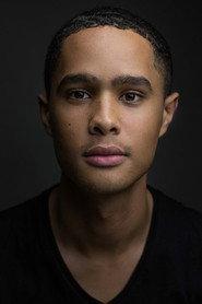 Roberto Kyle as Gabriel in Sons of the Sea 2021