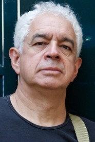 Carlos 'Pájaro' Canzani as Self - Ex Los Jaivas Musician in Los Jaivas: Todos juntos 2020