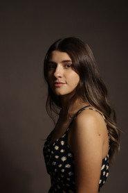 Yiyi Legaspi as Diana in Leave The World Behind 2024