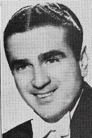 Henry King as Gil Whitney in The Yanks Are Coming 1942