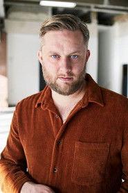 Anton Schneider as Wolter Lüttke in Twinfruit – Die Dose muss menschlich werden 2015