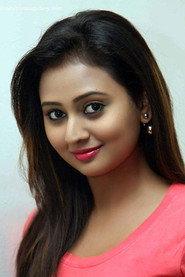 Amulya as Aishu in Maleyali Jotheyali 2009