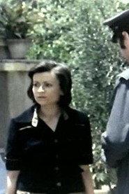 Inas Bakr as الممرضه ناديه عبدالهادي in alqadiat raqm 1 1983