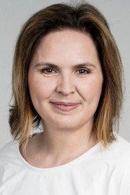 Samantha Dalsoglio as Sarah in Efeito Dominó 2021