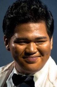 Jan Rey Escaño as Miguel in The Boy Foretold By the Stars 2020