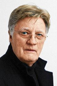 Björn Andersson as Policeman in Majken 2008