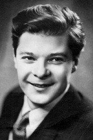 Aleksandr Mikhajlov as Tikhon Ivanovich in Alyosha Ptitsyn Develops Character 1953